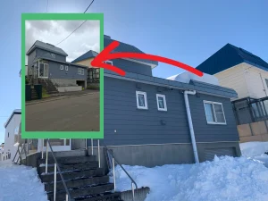 リフォーム後：すっきりと整った江別市の屋根、ダクト撤去完了後の外観