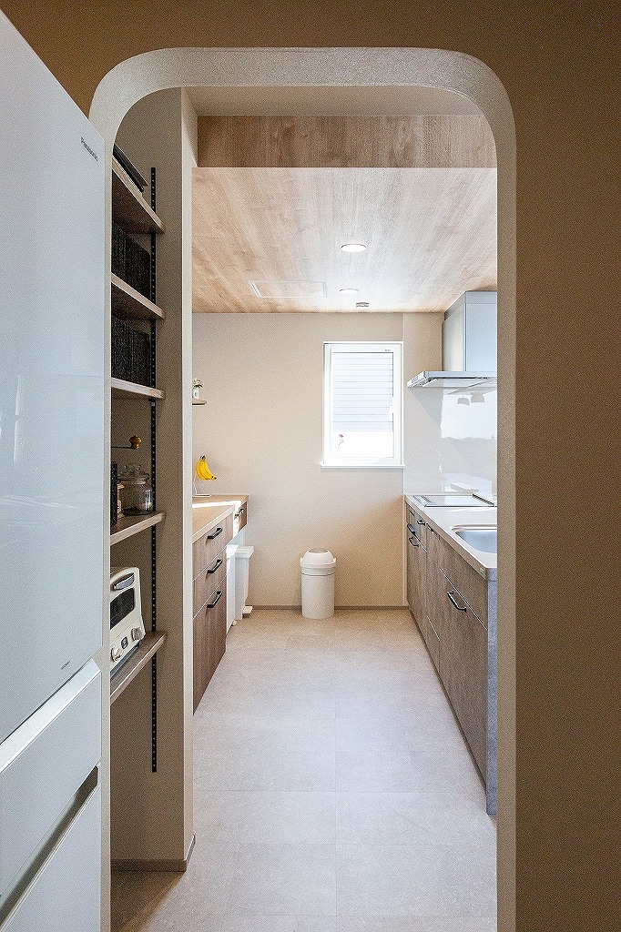 リノベーション後：パントリー内部 整理整頓しやすい棚配置